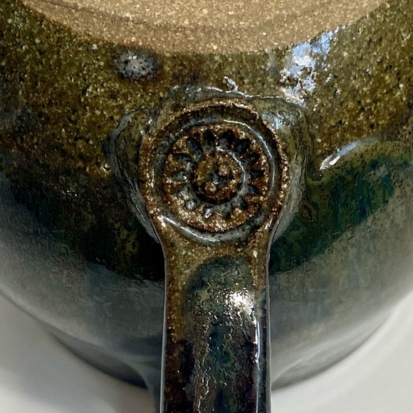 Studio Art Pottery Earthenware Creamer and Sugar Drip Glaze Signed Swan 1975 - Picture 5 of 10